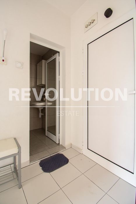 Дава се под наем Едностаен апартамент в София, Медицинска академия - 41 кв.м за 458.49 € - Снимка #10