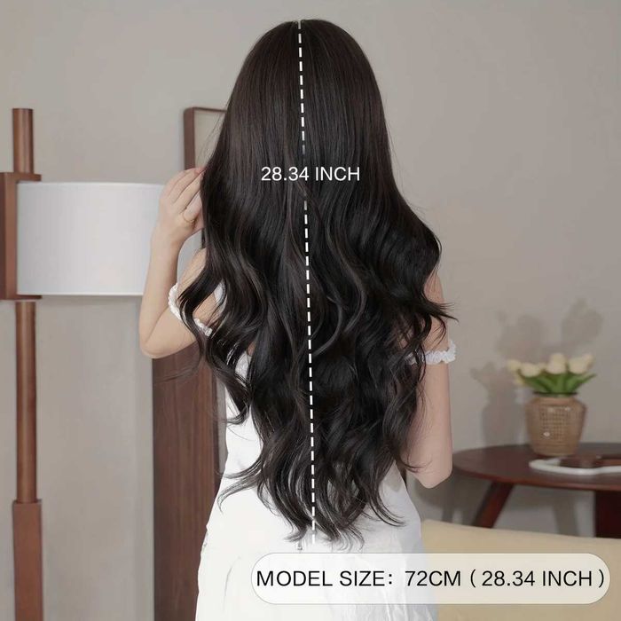 Натурално тъмно кафява чуплива перука на пластове с бретон