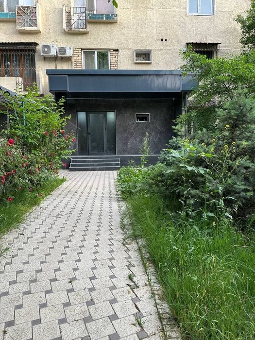 Продаётся нежилое помещение Яшнабадский р-н улица Элбек