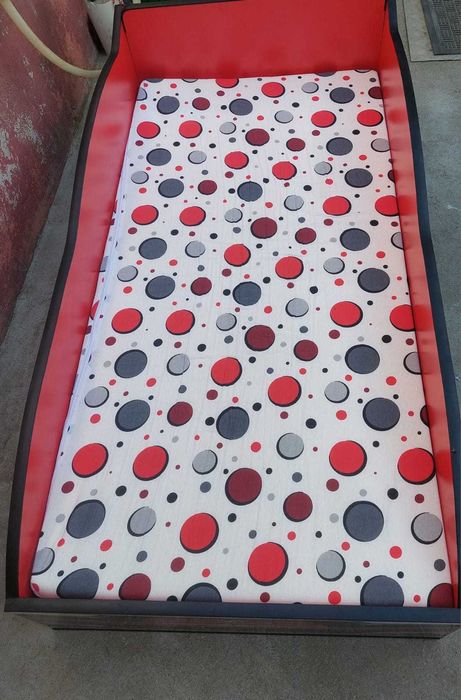 Patut copil Spider Man