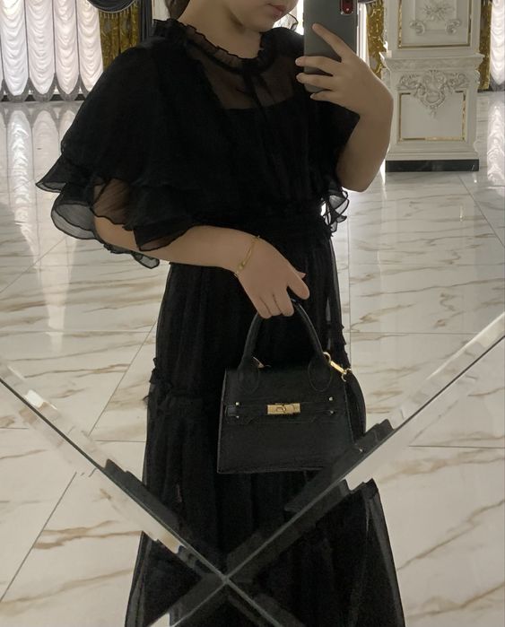 Продаю платье+пиджак maxmara