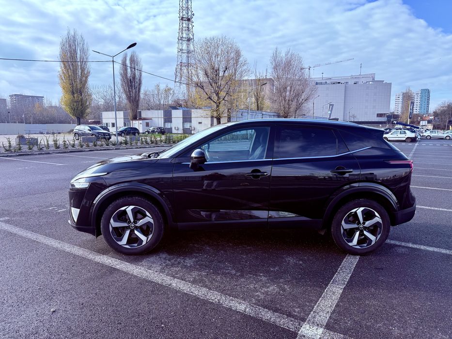 Nissan Qashqai J12 1.3 MHEV|Panoramic|Revizie ulei filtre si placute|