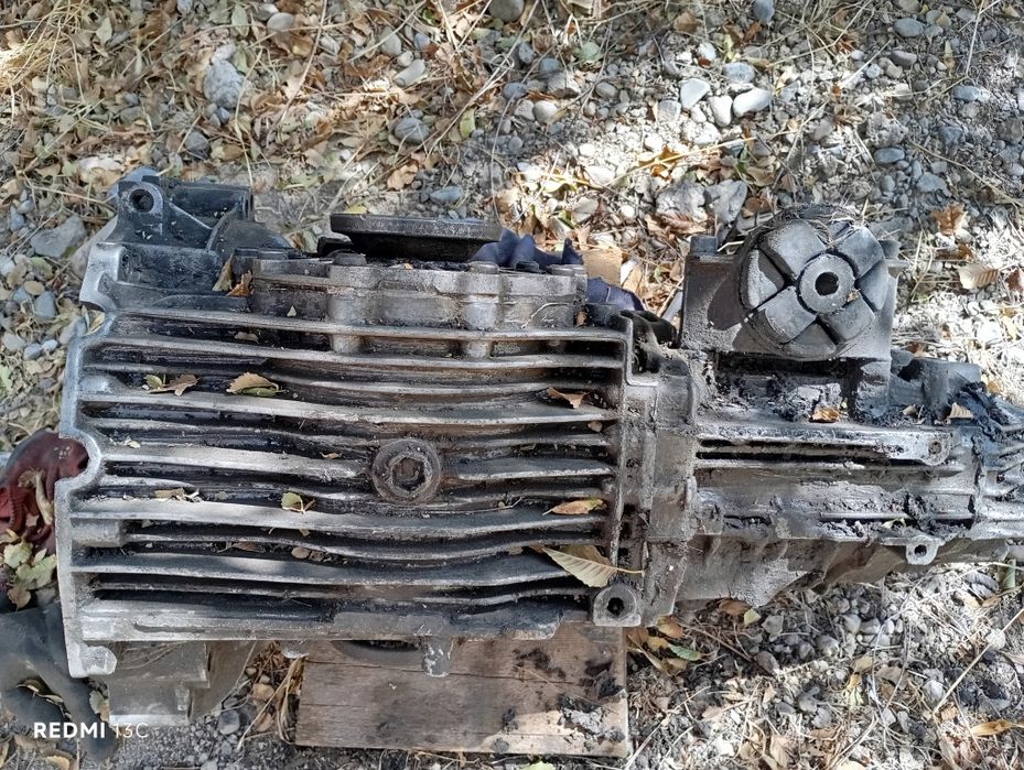 Коробка передачи машины Audi 80 B4