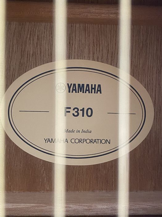 Yamaha Гитара акустическая