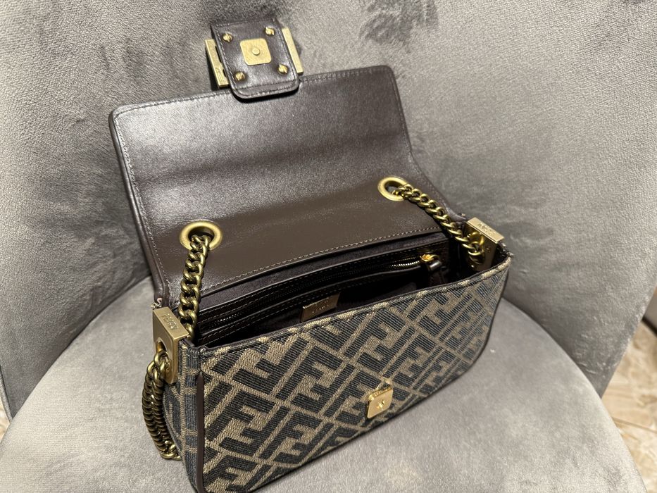 Дамска чанта F*ndi