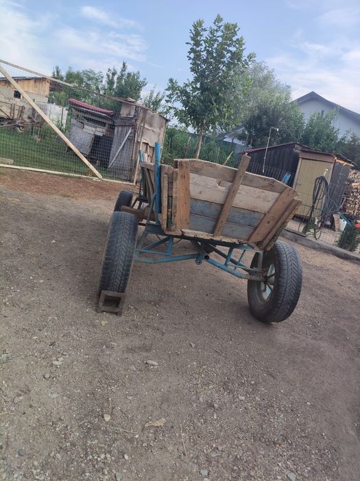 Vând căruță pentru cal