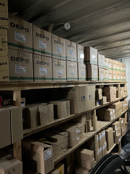 Фара Ауди бампер решотка поворотник