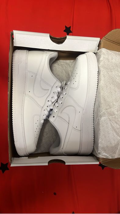 Adidasi nike air firce 1