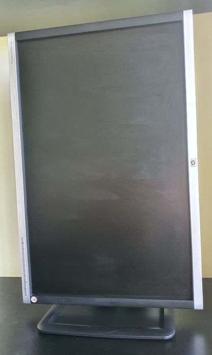 Външен монитор HPLA2405wg - 24in (60.9cm)