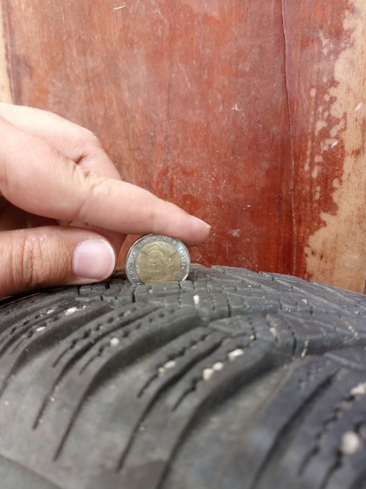 Две Firestone Запазени Зимни Гуми 195/65/15