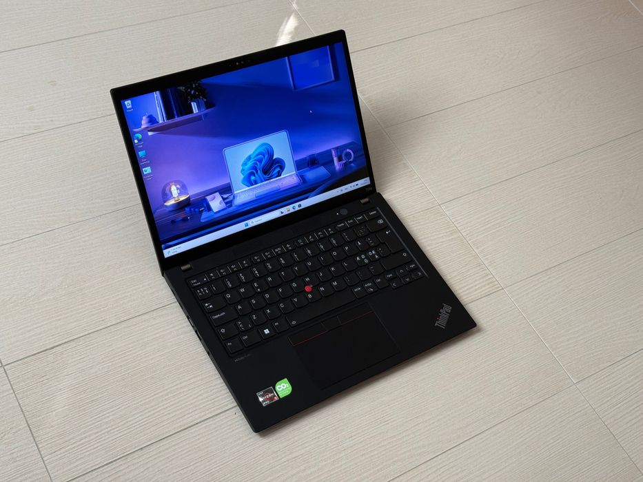 Като Нов 14'FHD+IPS Touchscreen/Ryzen 5 Pro-7540u/Lenovo Thinkpad T14s Gen4/16GB LPDDR5x/256GB SSD/Гаранция 30 Месеца
