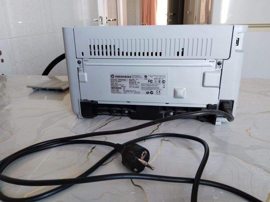 Продаю принтер hp 1102 в хорошем состоянии