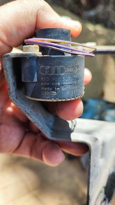 Моторче за регулиране нивото на фаровете Ауди А4 Б7