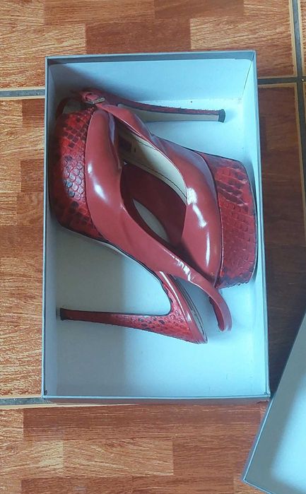 Обувь    женская