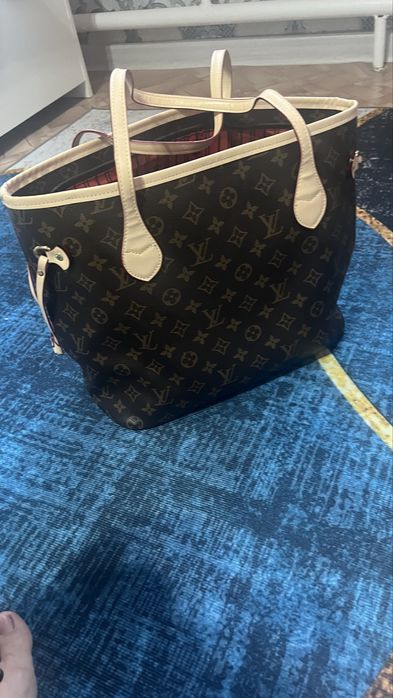 Louis Vuttion шоппер