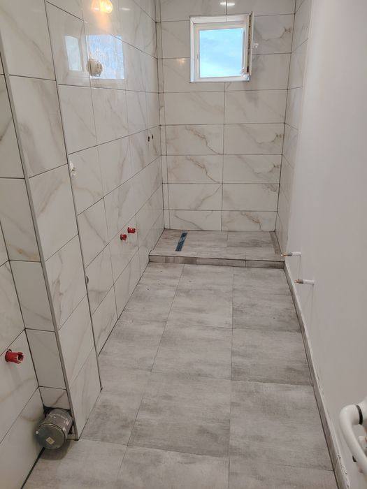 Caut de lucru după ora 3 in domeniu costructilor