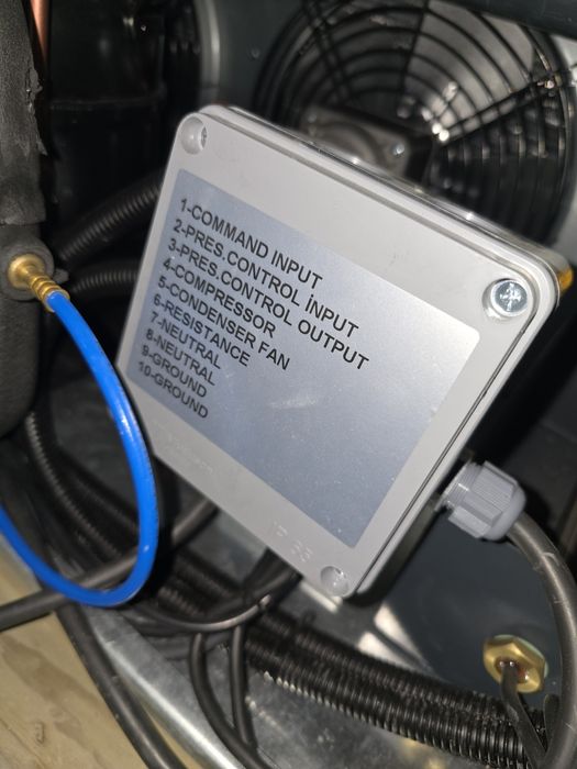 Vitrina frigo premium noua si sh