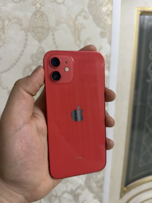 Продам Айфон 12/128