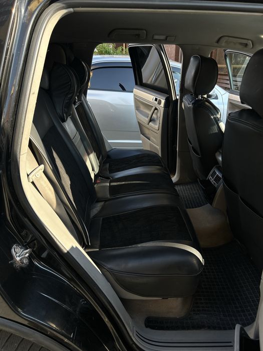 volkswagen tourag 2004г