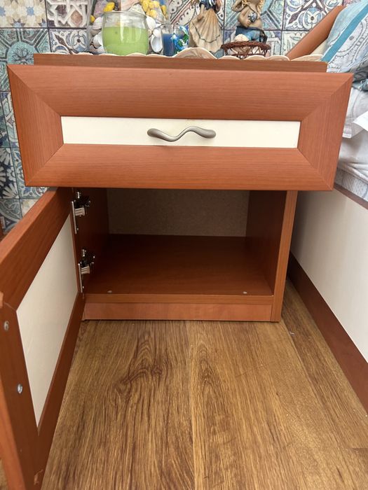 Спално обзавеждане +матрак