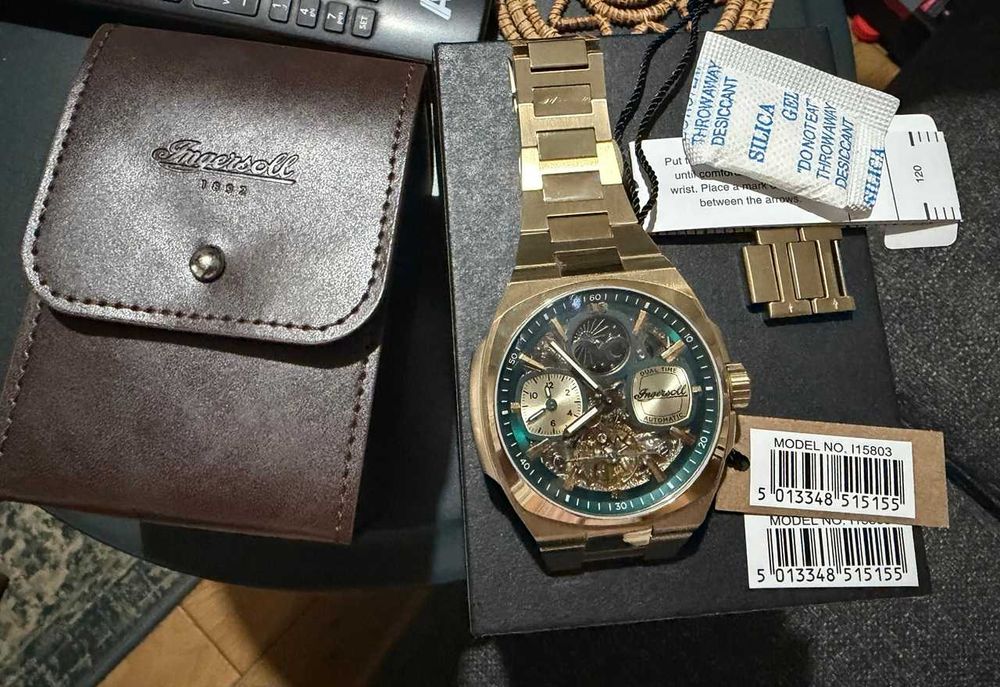 Продавам Лот часовници Hugo Boss и Ingersoll
