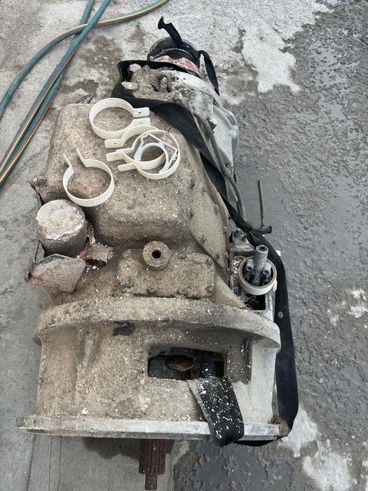 Продам каробку на тегяч на Renault