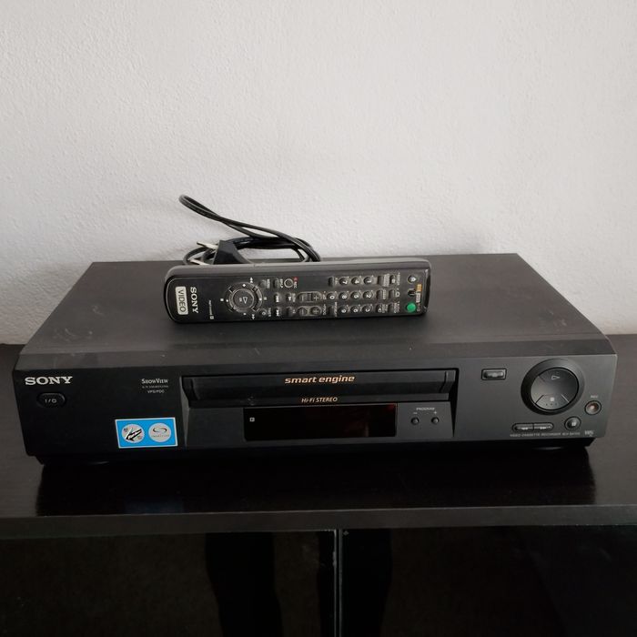 Видео рекордер Sony SLV-SX720 за ремонт или части