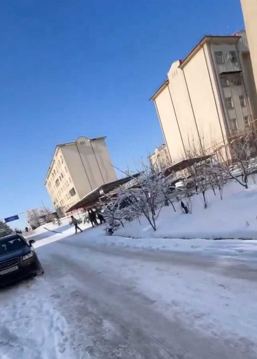 Продается 3-комнатная квартира в Чирчике