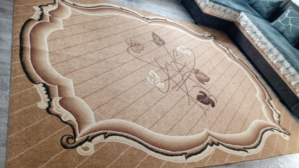 Продам ковры цена договрная