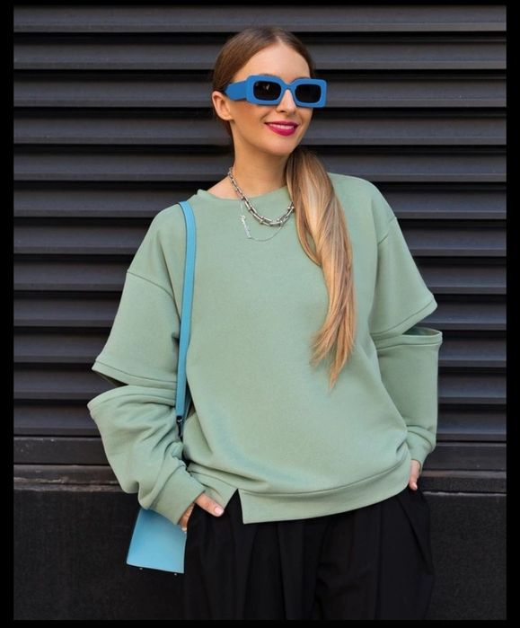 Продам кофту Новая