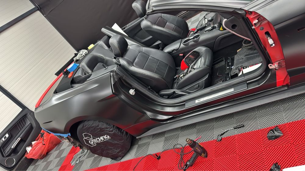 INSCRIPTIONARI AUTO Colantari Geamuri Stickere Window Graphics