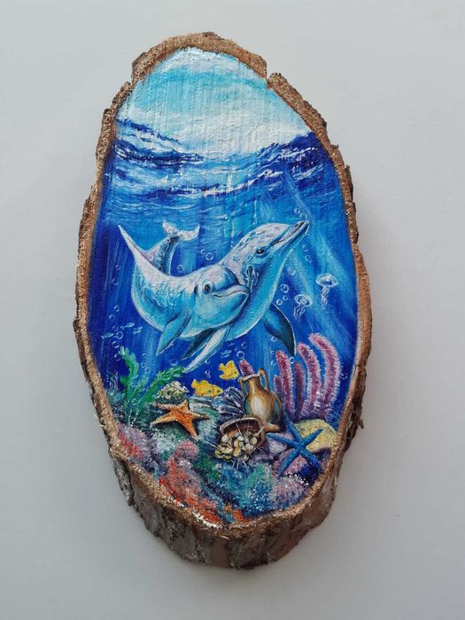 Продам авторские картины на спиле яблони масляными красками