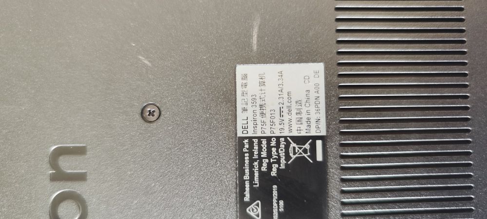 Dell Inspiron 3593 8 Ram За части или поправка и ползване, но целия а