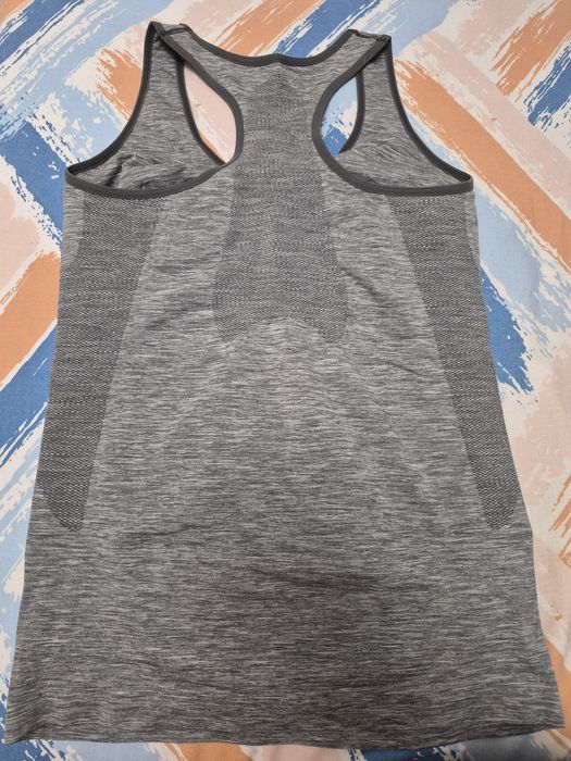 Продам спортивные майки