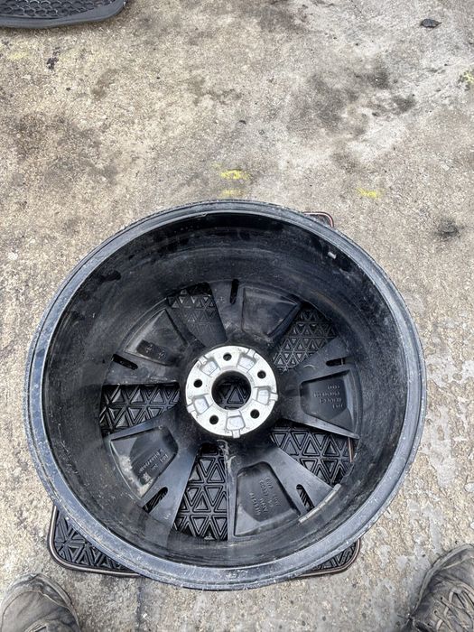 1бр 19” 5х112 audi a5/s5 8B3601025F