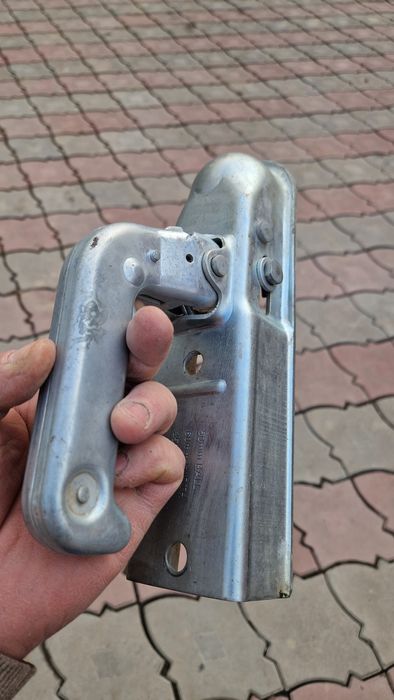 Фаркопная сценка, замок прицепа