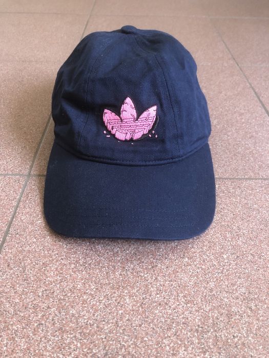 Adidas шапка с козирка универсален размер