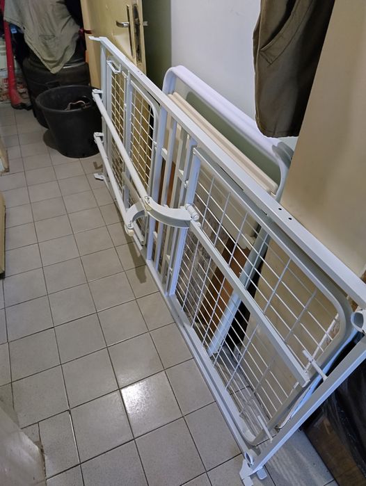 Болнично легло --