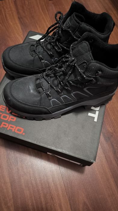 Кроссовки размер 41 .