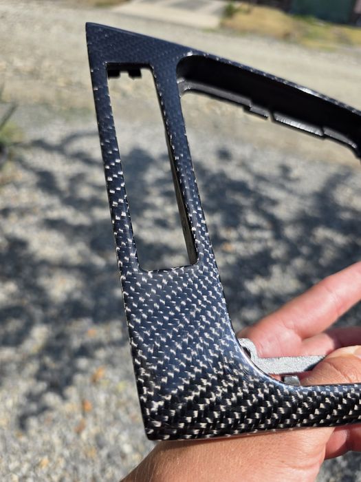 Trim schimbător BMW E46 Sedan/Touring – Fibră de carbon reală
