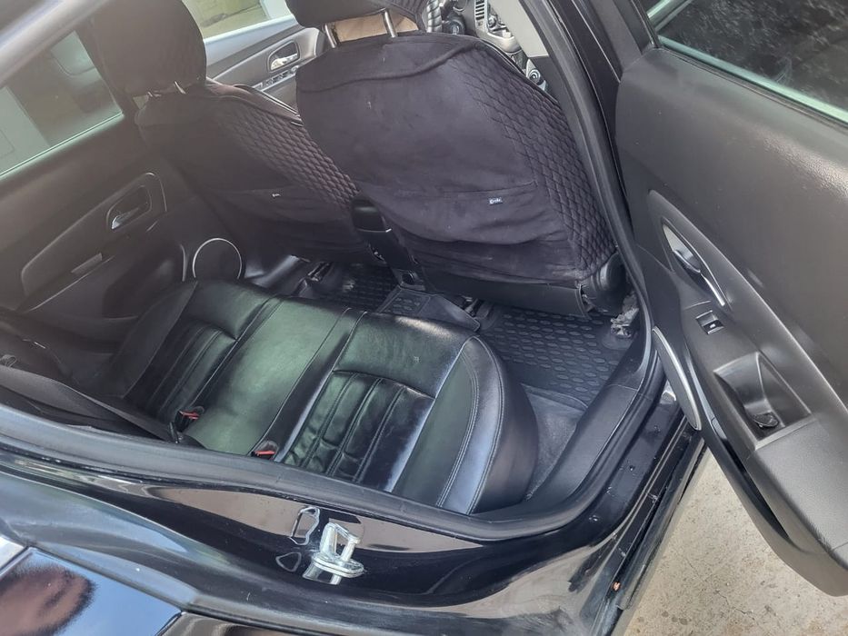 Шевроле круз 2011г