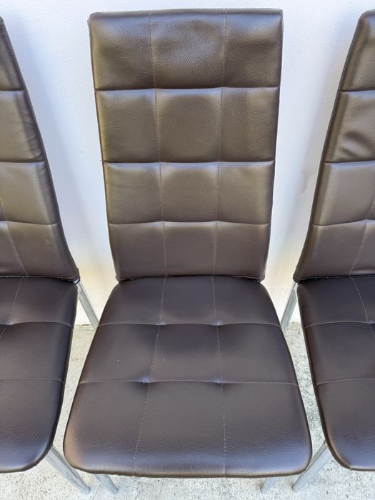 Трапезни столове