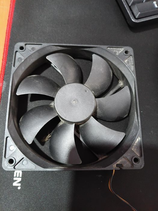 Вентилятор системного блока