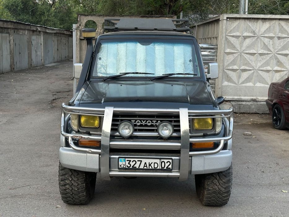 Toyota Land Cruiser Prado