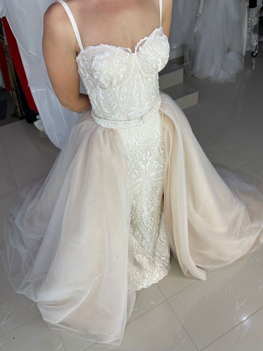 VAND ROCHIE de mireasa