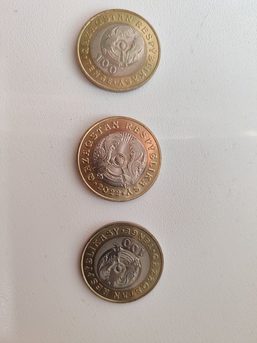 Продам монеты номиналом 100тг