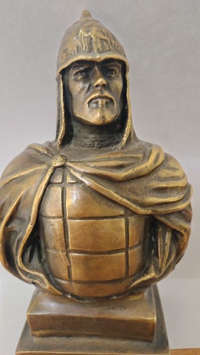 Антиквар князь Невский