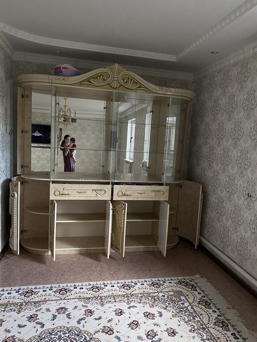 Стенка в зал для посуд