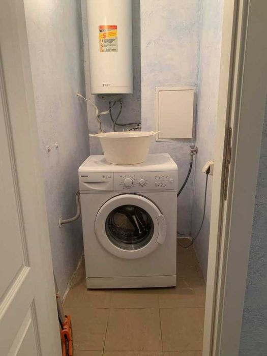 Дава се под наем Тристаен апартамент в Бургас, Лазур - 110 кв.м за 350 € - Снимка #2