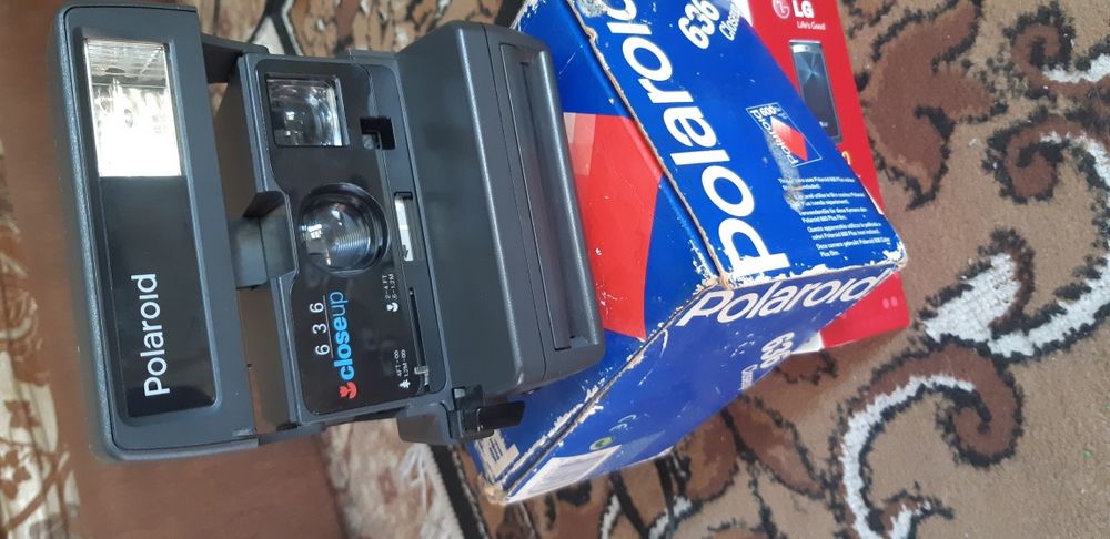 Продам Polaroid 636